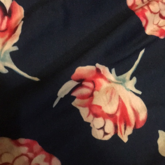 Beautiful Navy Maxie dress with large roses. - Picture 3 of 8